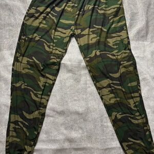 Women’s Camouflage Pants